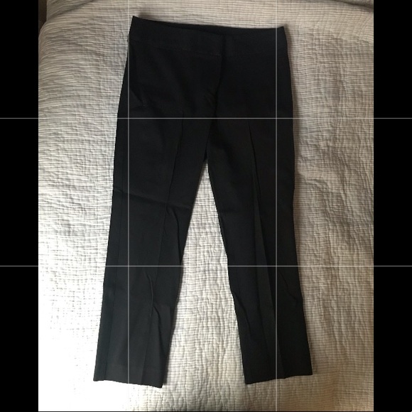 EUC: Nike Dri-Fit Crop Leggings Black - Picture 3 of 3
